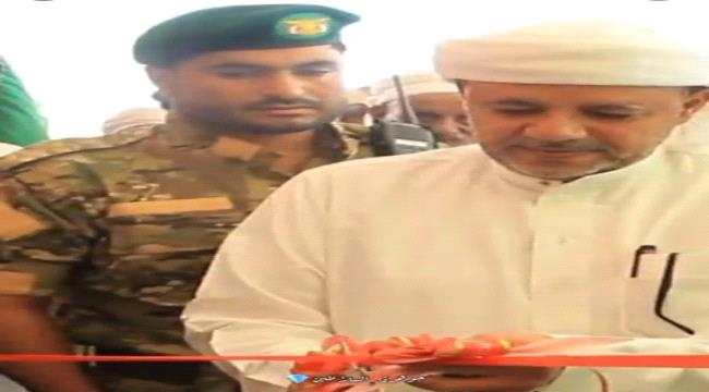السلطان آل عفرار يفتتح المقر الجديد للمجلس العام لأبناء المهرة وسقطرى في الغيضة