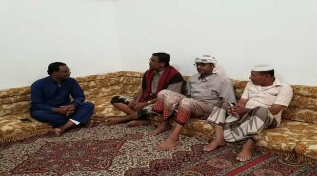 الزبيدي  يزور عائلة الشهيد رامي محفوظ البر بمدينة تريم