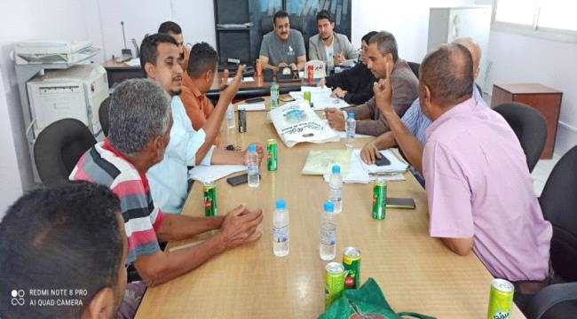 استعداداً لمواجهة متطلبات الصيف القادم.. مناقشة سبل تحسين الشبكة الكهربائية بمديريتي "البريقة" و "المنصورة"