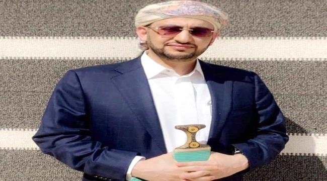 عاجل : وفاة الشيخ القبلي حسين الاحمر