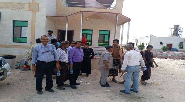 مدير عام مديرية رضوم يستقبل لجنة تقييم المشاريع المكلفة من محافظ شبوة