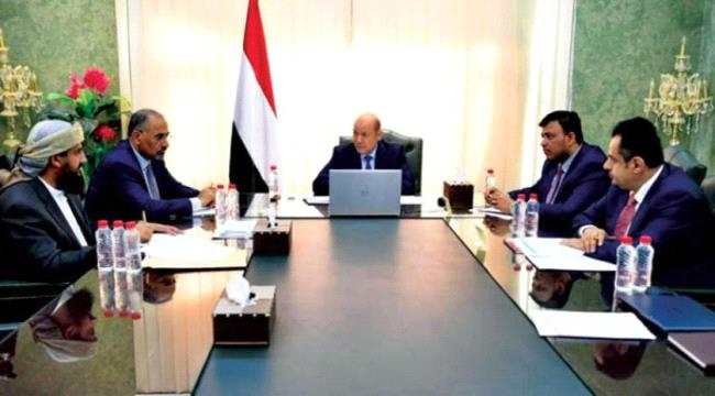 الشرق الاوسط : «الرئاسي اليمني» يشكل اللجنة الأمنية والعسكرية بقيادة هيثم قاسم
