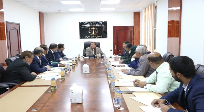 مجلس القضاء الأعلى يقر حركة التنقلات في محاكم حضرموت ومأرب