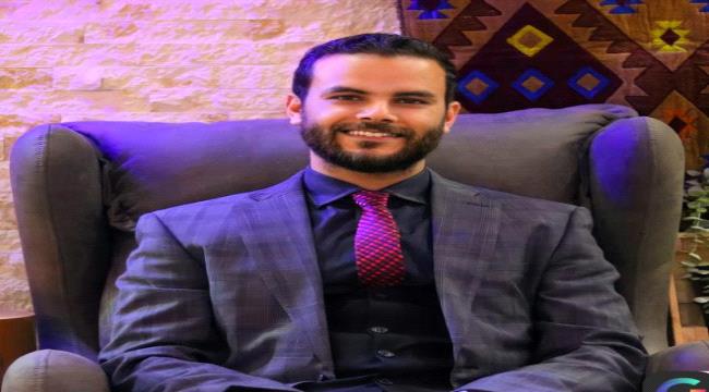 باحث مصري يحذر من استمرار السيطرة الحوثية على قطاع الاتصالات 