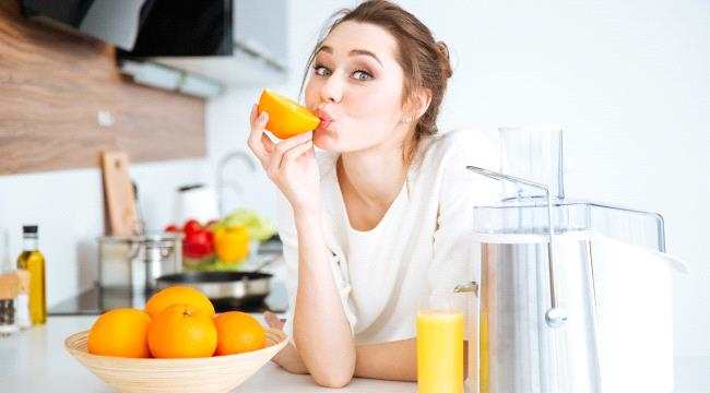 أفضل 5 فواكه لتنظيم الكوليسترول.. تناولوها يومياً