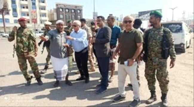 مدير عام المنصورة يؤكد الحرص على تنظيم وسائل النقل وتفعيل المحطات لمعالجة الإختناقات المرورية