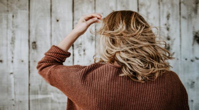باحثون ينجحون في تكوين بصيلات شعر ناضجة بالكامل