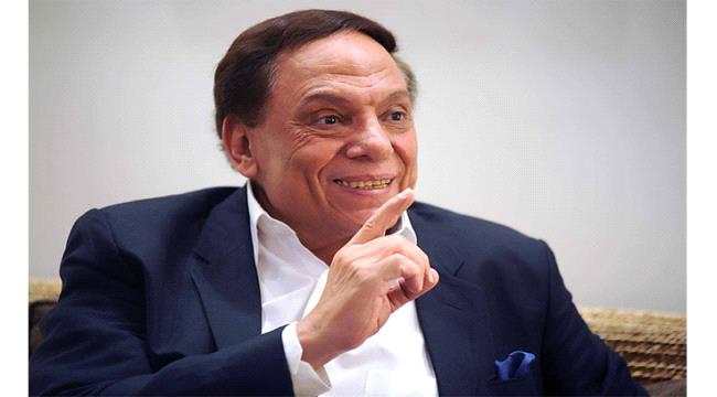 شائعة وفاة عادل إمام تتكرر وأشرف زكي يتدخل بقوة