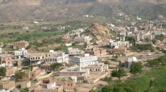 الاتفاق على تدشين العمل في مشروع مجمع ثانوية مريس بالضالع 