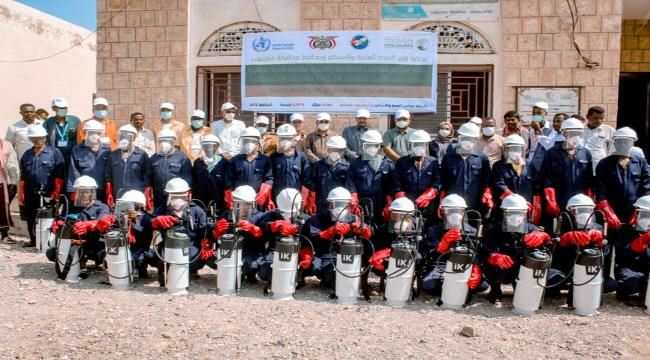 العمقي والجمحي وباهشم يدشنوا حملة رشة البعوض في مديرية بروم ميفع