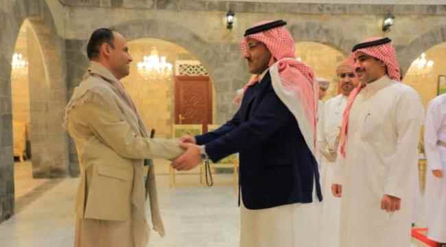 قيادي حوثي يؤكد قرب توقيع اتفاق ينهي الحرب