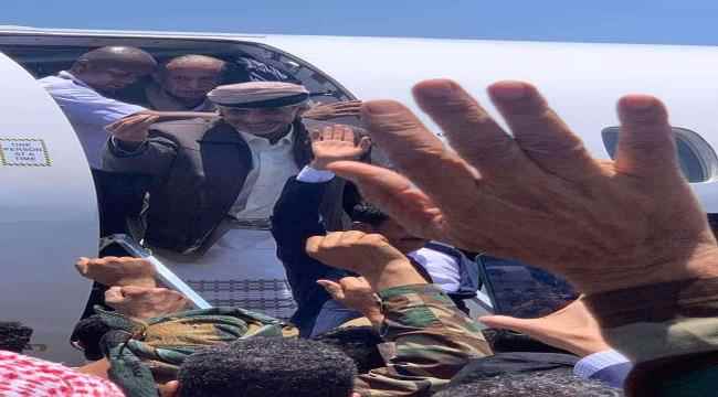 اول صور اللواء محمود الصبيحي وناصر منصور هادي في العاصمة  عدن