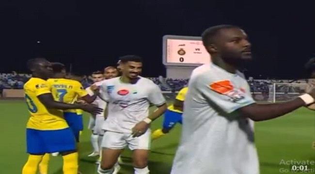 صورة: صدمة "التوأم" تذهل ماني قبل موقعة الفتح!