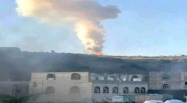 خبير عسكري يفند رواية الحوثي في تفجير صنعاء... ويقول لون الدخان الأبيض يدل على ذلك