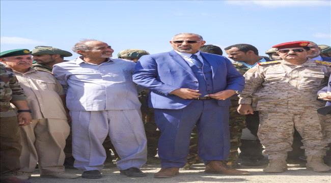 صحفي جنوبي يدعو ابناء الجنوب الى دعم الرئيس الزبيدي ..ويكشف السبب؟