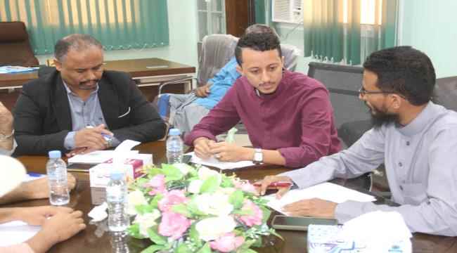 الجمحي يناقش مع شركة سنود آلية تنفيذ برنامج أتمته للتحول من النظام الورقي للنظام الإلكتروني بإدارات مكتب وزارة الصحة والسكان عبر مؤسسة روح الصحية بتمويل من مؤسسة صلة للتنمية 