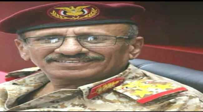 نائب مدير الدائرة المالية بوزارة الدفاع يعزي بوفاة العميد الركن شمس الدين البكيلي