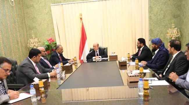 مجلس أبناء سبأ يطالب بتغيير رئيس الحكومة ويجدد دعمه لمجلس القيادة الرئاسي
