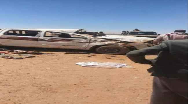 وفاة مغتربين يمنيين عائدين من السعودية بحادث مرور