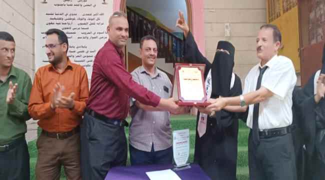 تزامنا مع اليوم الوطني للبيئة....مدير إدارة التربية والتعليم المنصورة يدشن البطولة الثانية للروبوت البيئي بمدارس المنصورة