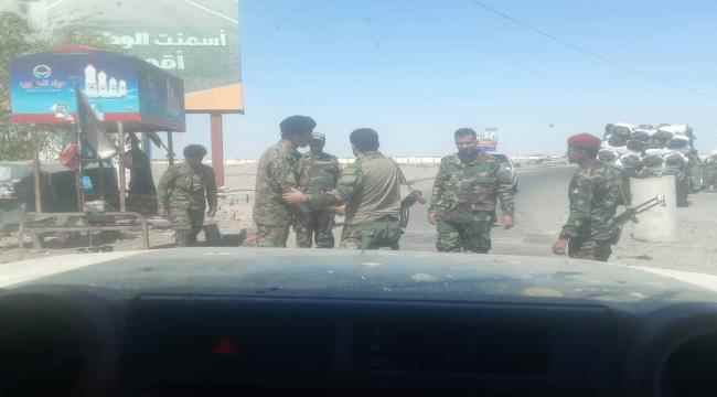 نائب قائد القطاع الشرقي القائد محمد ناصر هادي ابو قبله يتفقد النقاط الأمنية شرقي عدن 