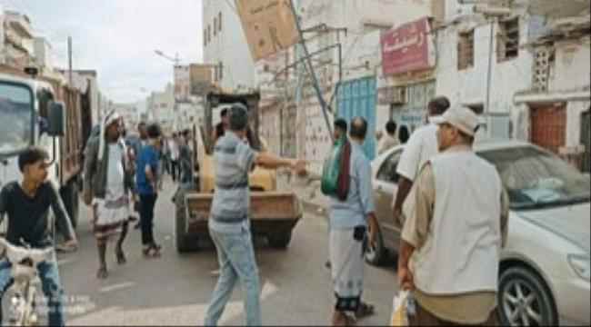 مدير عام المنصورة: لن نتهاون مع من يشوه المظهر العام ويعتدى على الشوارع العامة بالمديرية