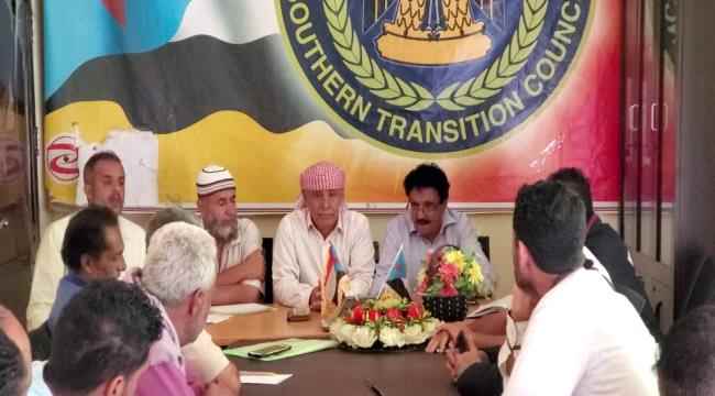 رئيس تنفيذية انتقالي الضالع يلتقي أعضاء الاتحاد النقابي بالمحافظة