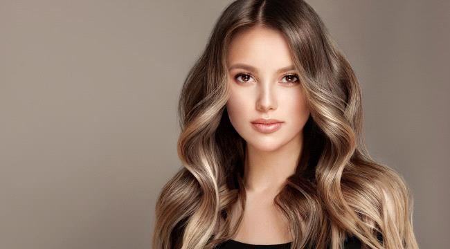 تعرفي على مدى شيوع لون شعرك الطبيعي؟