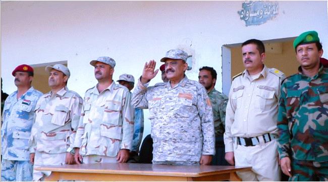 قائد المنطقة العسكرية الرابعة يشهد حفل تدشين العام التدريبي 2023م للواء الثاني مشاة حزم بمحور العند