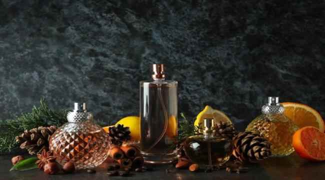 طريقة تعتيق العطور المركبة