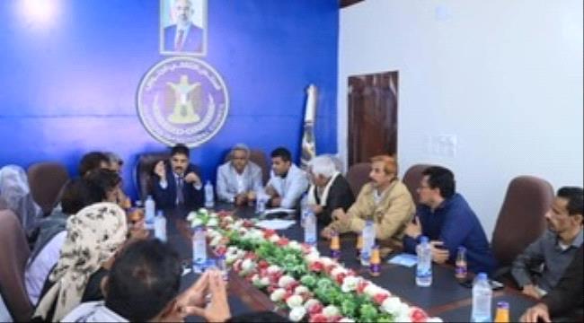 تنفيذية انتقالي شبوة تعقد اجتماعها الدوري ، وتشيد بقرار محافظ المحافظة بإلزام الشركات النفطية بفتح مكاتب لها في المحافظة 