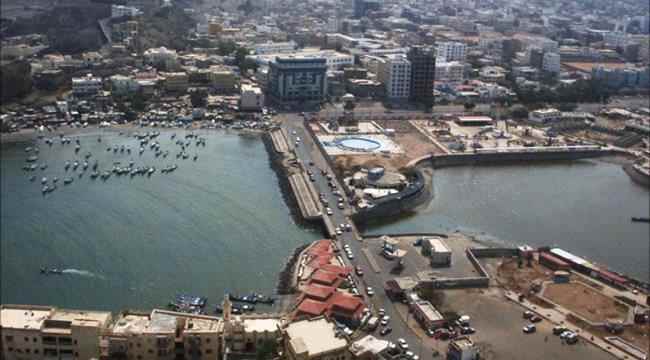 سكان عدن يشعرون بزلزال