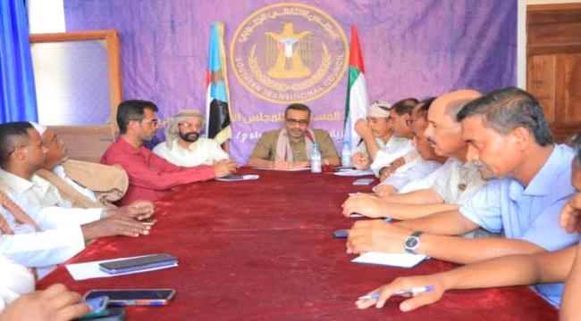 اجتماع استثنائي في وادي حضرموت يؤكد احتفاظ الجماهير بحق الرد على أحداث سيئون