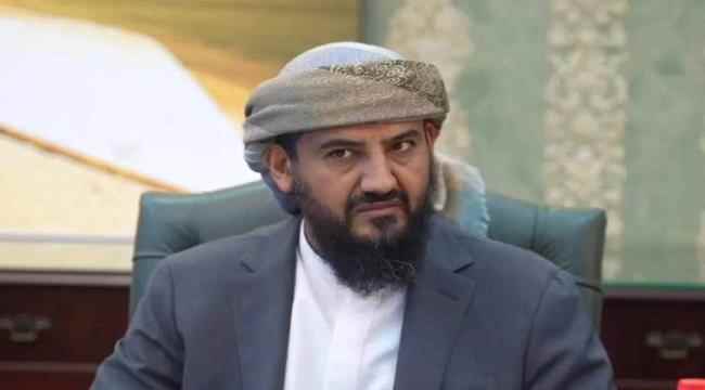 قائد قوات حرس المنشآت يعزي نائب رئيس مجلس القيادة الرئاسي، قائد العمالقة الجنوبية بوفاة عمته