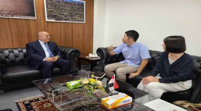 السفير عادل السنيني يبحث مع مسؤولي المركز الياباني الدولي المشاريع المنفذة  فى اليمن