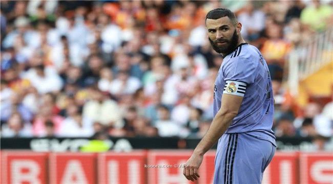 تحسبا لرحيل بنزيما.. ريال مدريد يضع خطة تدعيم هجومه