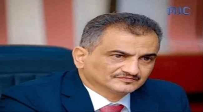 عاجل : بيان لمحافظ عدن يوضح فيه اسباب ايقاف توريد الايرادات الى البنك المركزي