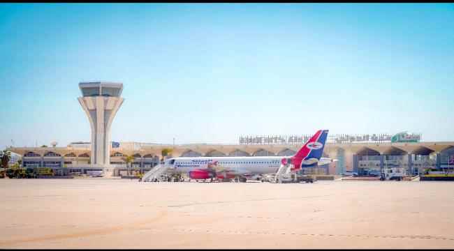 المدير العام المساعد للجهات المنتدبة يتفقد اجراءات العمل بالمطار ويهنئ الموظفين بعيد الاضحى 
