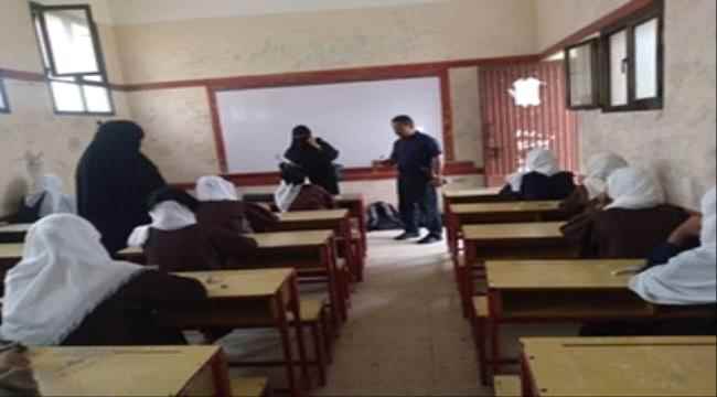 مستشارُ المحافظ لشؤون الاستثمار.. يزورُ مجمعَ أروى للبنات بخنفر