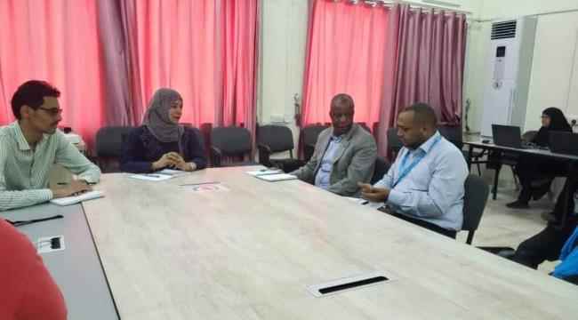 مسؤولون من اليونيسيف يزورون ديوان الجهاز المركزي للإحصاء في العاصمة عدن