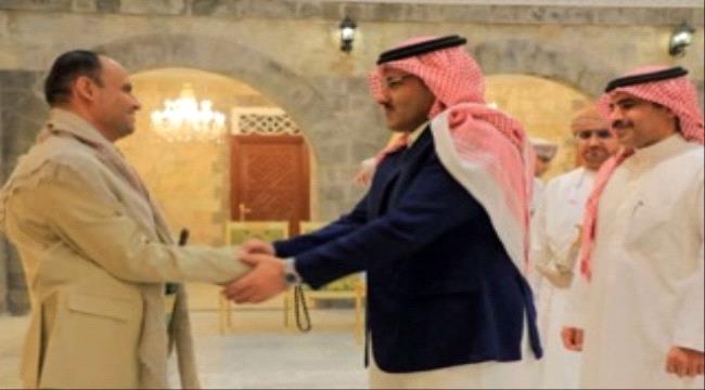 العرب اللندنية : صراع أجنحة في صفوف الحوثيين يلقي بظلاله على مسار التسوية