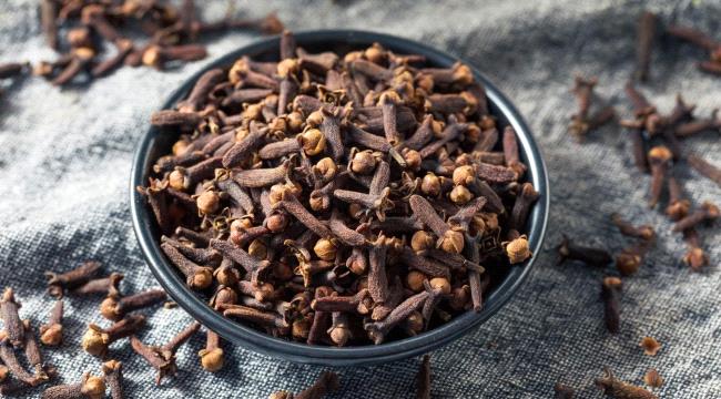 تعرفوا إلى فوائد وأضرار القرنفل