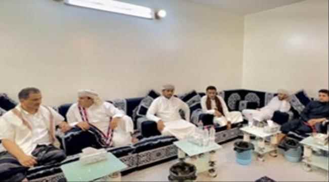 الشيخ راجح باكريت في ضيافة وزير الدولة محافظ العاصمة عدن