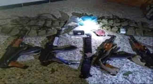 قوات الحزام الامني تلقي القبض على خلية داعشية بيافع
