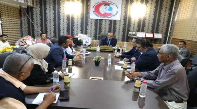 وزير الصحة يتفقد مستشفى الصداقة