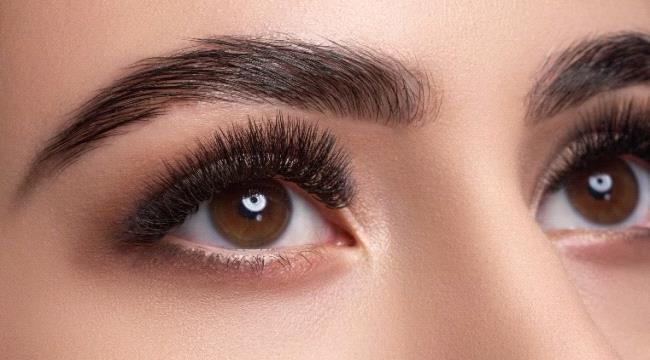 وصفات طبيعية لتكثيف الحواجب.. خطواتها بسيطة ونتائجها مميزة ...