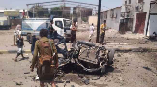 جرحى في استهداف موكب اللواء فضل باعش بسيارة مفخخة بأبين 