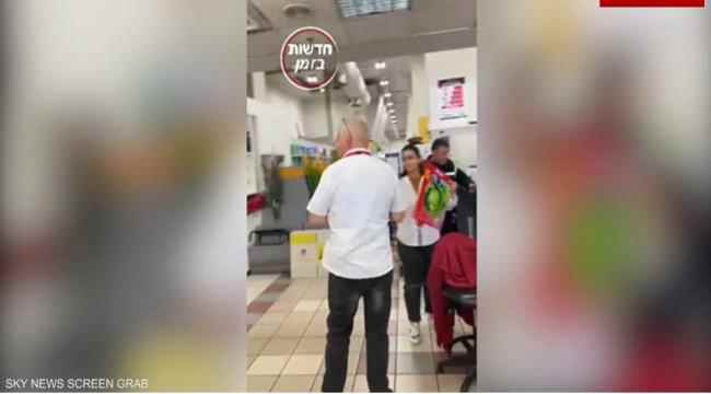 خوفا من حرب طويلة.. هلع الشراء يفرغ أرفف المحلات في إسرائيل