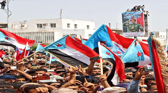 صحيفة بريطانية : استعدادات في جنوب اليمن لإعلان فك الارتباط الشعبي مع الشمال