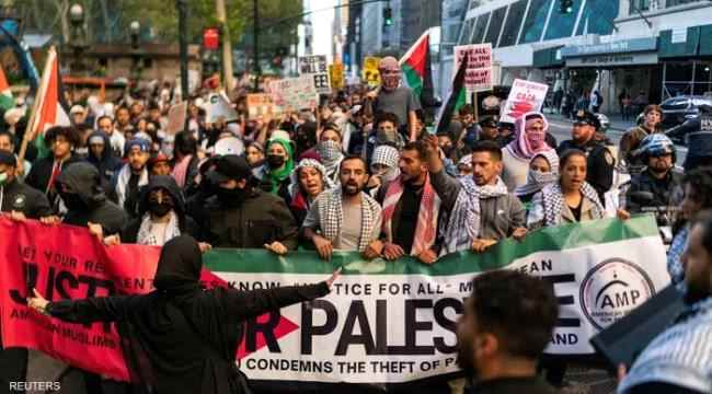 الآلاف يتظاهرون في نيويورك دعما للفلسطينيين